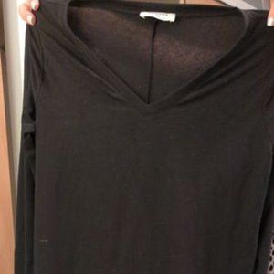 Zenana Women's XL Black VNeck Long Sleeve Tee